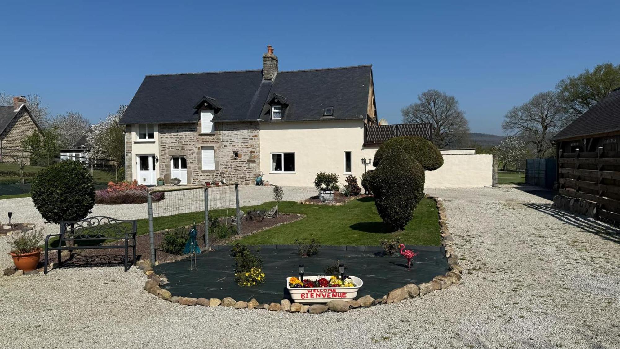 Maison La Touchardiere Barenton Eksteriør bilde
